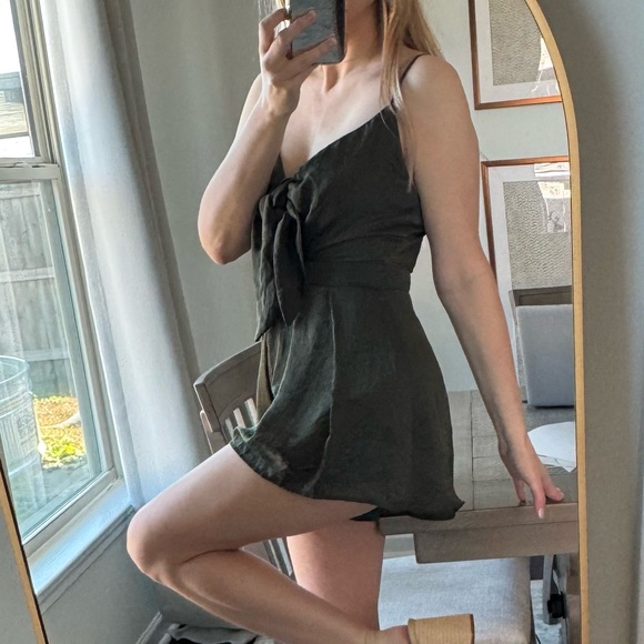 Olive Army Green Sleeveless Romper - Picture 11 of 16